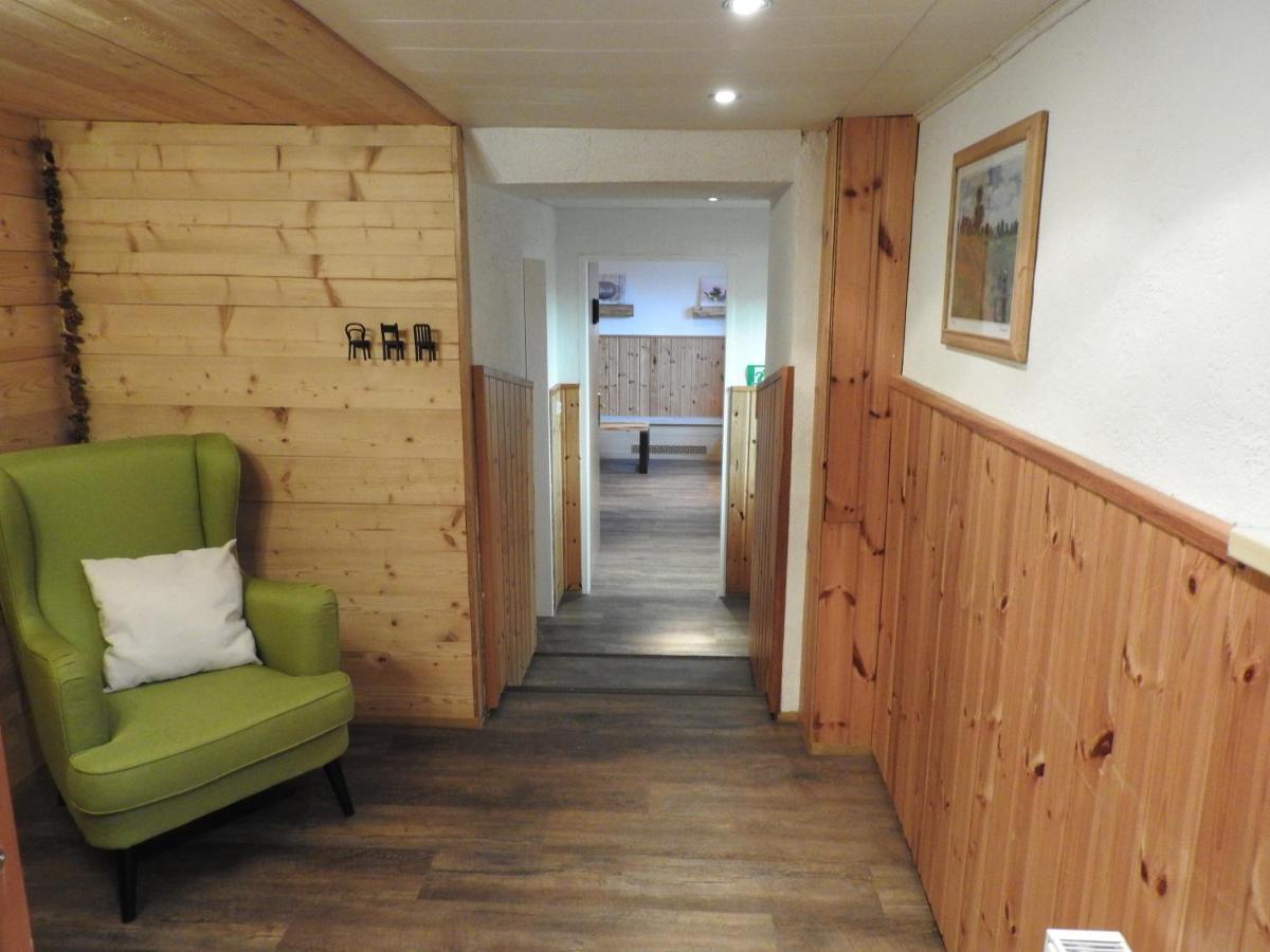 Ertlschweigerhaus Pension - Appartements - Zimmer Donnersbach Exteriör bild
