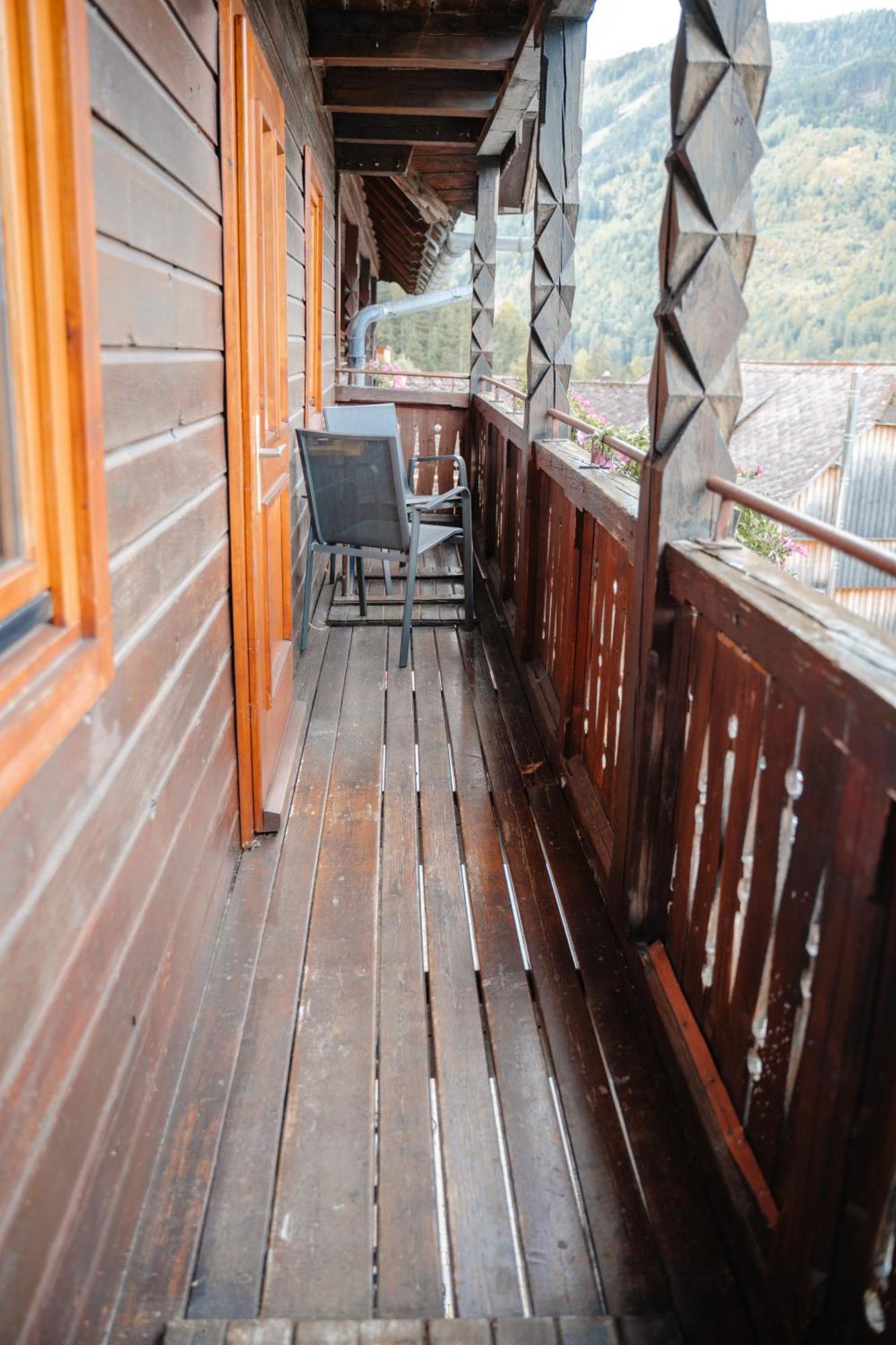Ertlschweigerhaus Pension - Appartements - Zimmer Donnersbach Exteriör bild