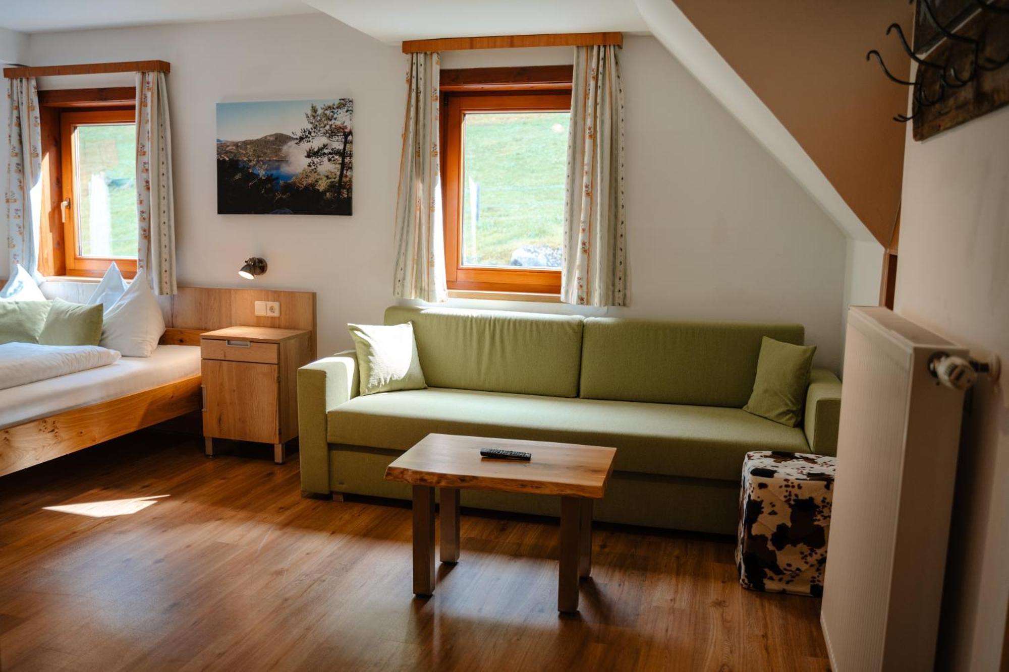 Ertlschweigerhaus Pension - Appartements - Zimmer Donnersbach Exteriör bild