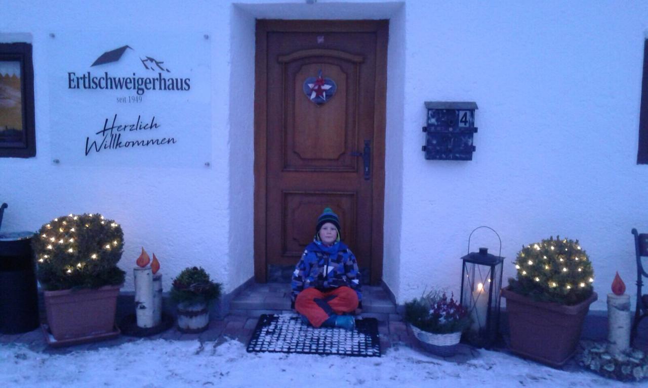 Ertlschweigerhaus Pension - Appartements - Zimmer Donnersbach Exteriör bild
